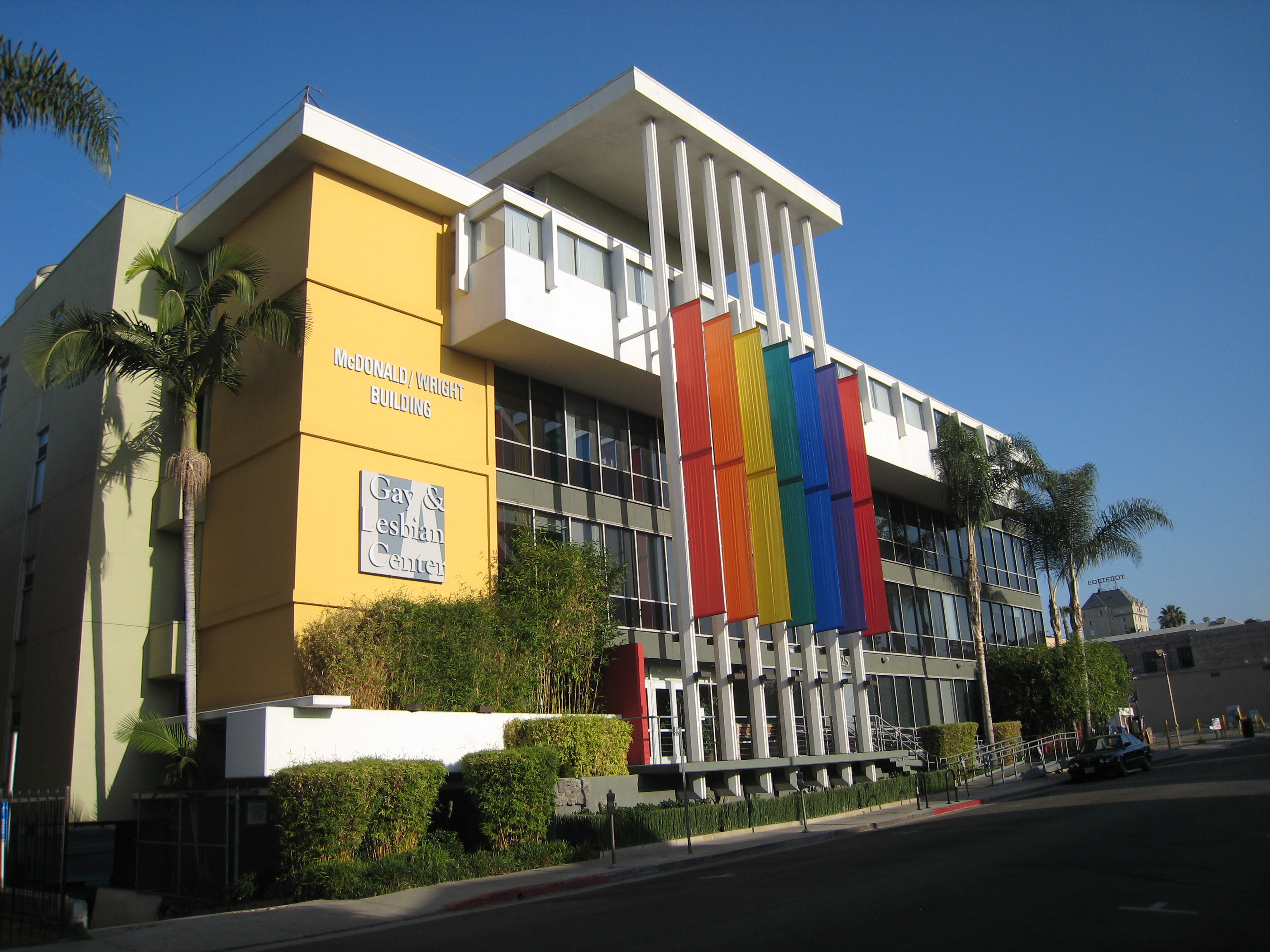 Gay and lesbian center los angeles california