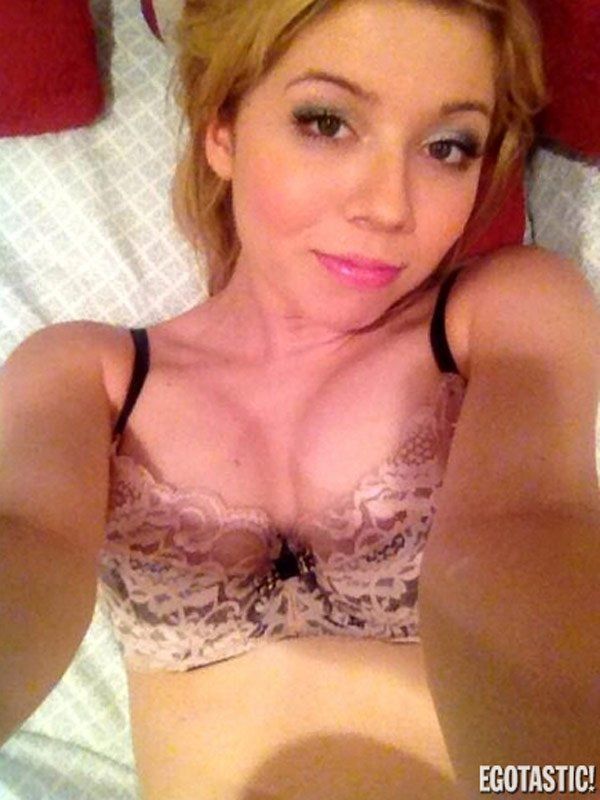 Ci-Ci D. reccomend Hot sexy naked icarly