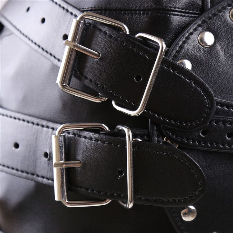 Defense recomended Vietnamese leather bondage
