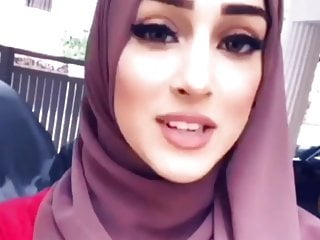 Diamond reccomend Pakistani wife facial. Blowjob porno