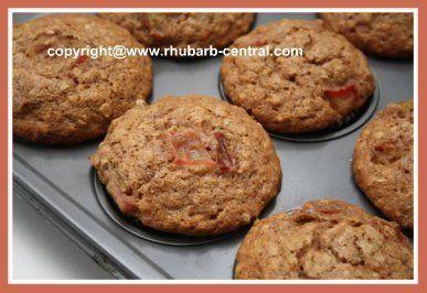 Low fat rhubarb muffins