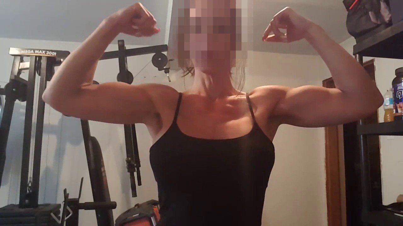 Wild R. reccomend Mature female natural biceps