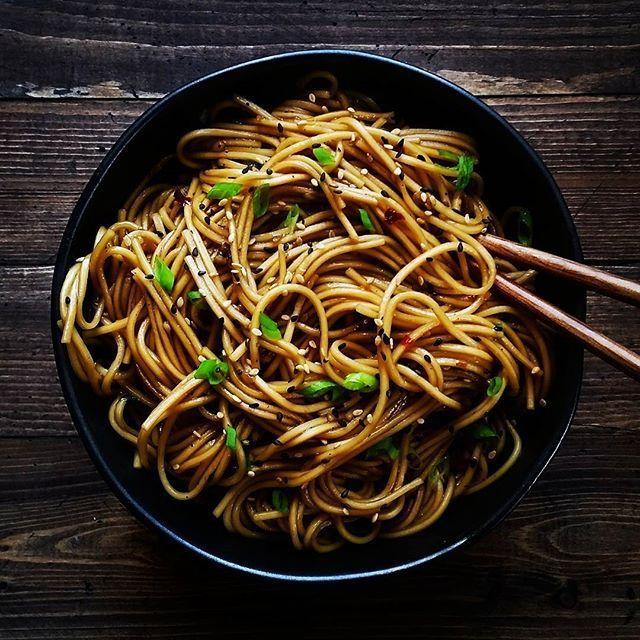 Asian garlic noodle