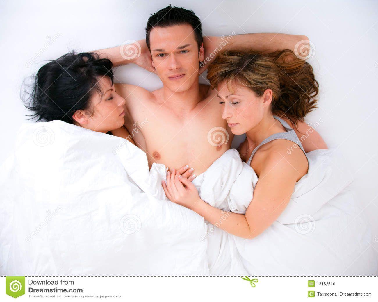 Hammerhead reccomend Threesome les bed