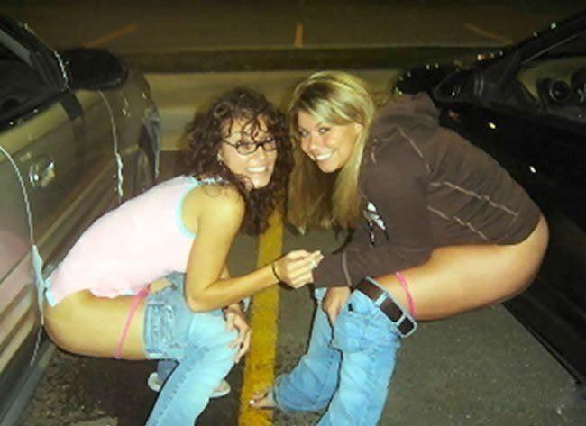 best of Pictures peeing Girl caught
